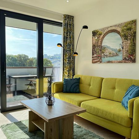 Luxury City Retreat With Terrace Košice Eksteriør bilde
